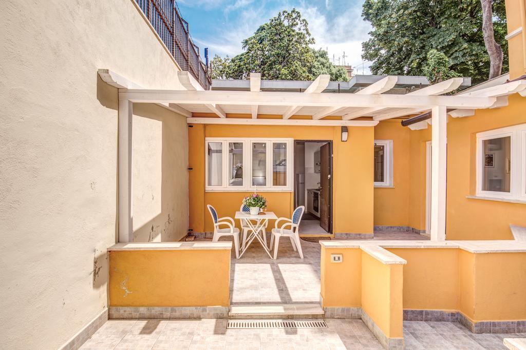 Relais La Torretta Acomodação com café da manhã  2*