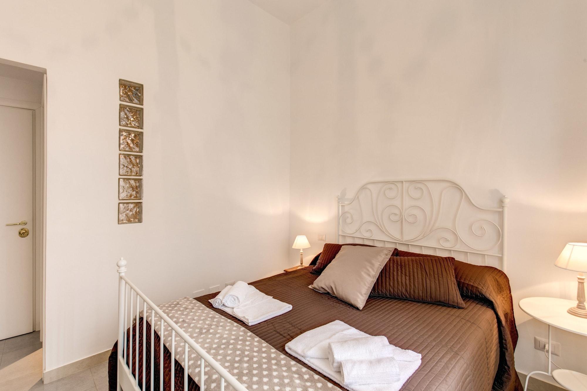 Relais La Torretta Bed & Breakfast