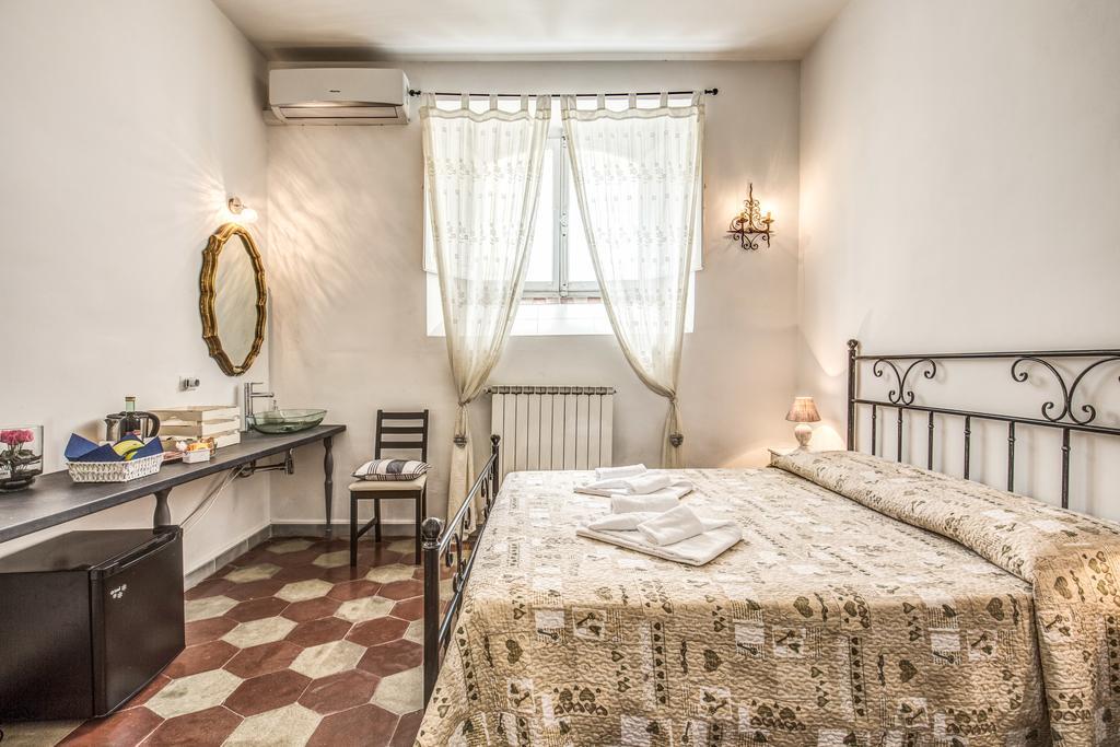 Relais La Torretta Bed & Breakfast