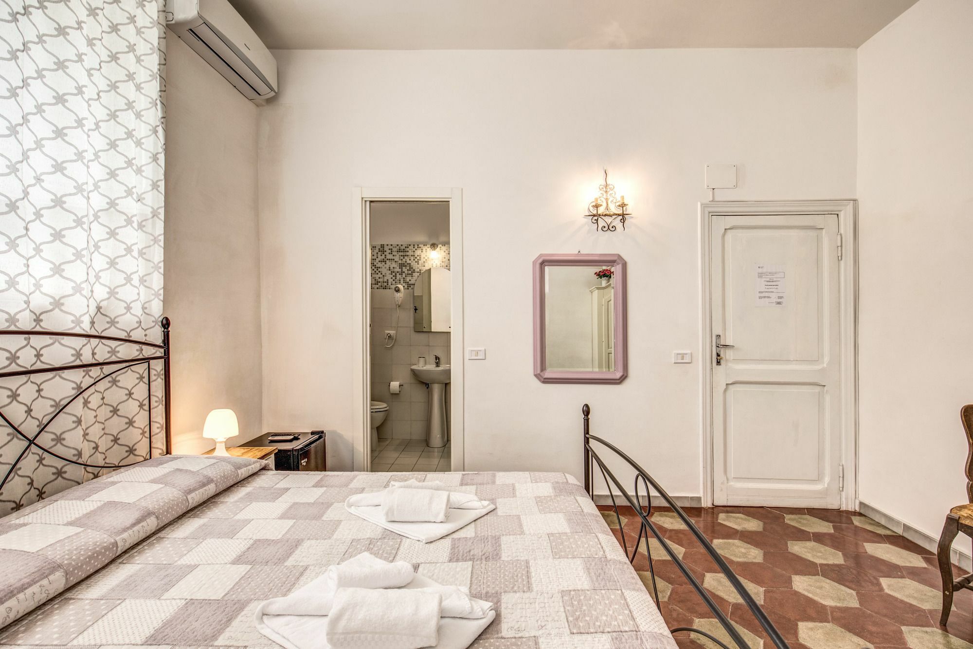 Relais La Torretta Bed & Breakfast